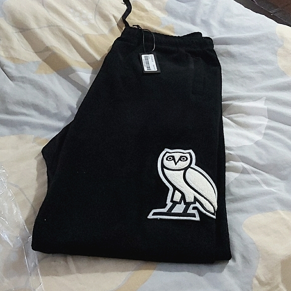 October's very Own sweatpants and crewneck - Picture 1 of 4